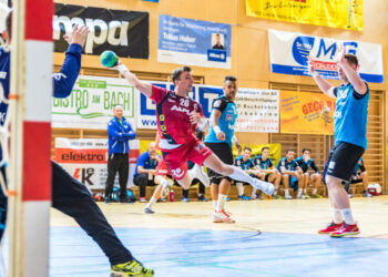 Dominik Schmid (ALPLA HC Hard #6) Gonzalez Adonis (SC kelag Ferlach #50) Lukas Herburger (ALPLA HC Hard #26) Pales Marek (SC kelag Ferlach #44) ; SC kelag Ferlach vs ALPLA HC Hard am 01.05.2018 in FERLACH (BALLSPIELHALLE FERLACH), AUSTRIA, Photo: Ernst Krawagner