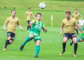 FC Lendorf mit Königstransfer Photo: Ernst Krawagner