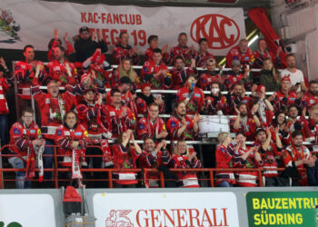 EBEL. Eishockey Bundesliga. KAC gegen spusu Vienna Capitals. Fans (KAC). Klagenfurt, am 20.3.2022. Foto: Kuess www.qspictures.net