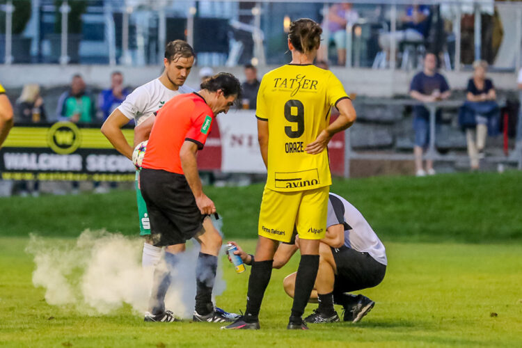 Schiedsrichter Stakic Nenad SV Feldkirchen - SC Launsdorf 2-1 am 23.08.2023 in Feldkirchen (Modehaus NIMO Arena), Austria, (Photo by Ernst Krawagner sport-fan.at)