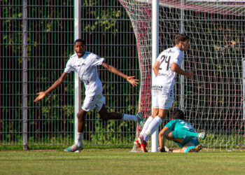 Kärntner Fußball-Steno KW 37/1 Die Regionalliga Mitte