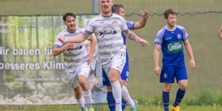 Köttmannsdorf bezwingt Dellach/Gail im KFV-Cup-Halbfinale 1 Fußball KFV-Cup, ASKÖ Köttmannsdorf - SV Dellach/Gail am 15.05.2024 in Köttmannsdorf (Sportplatz), Austria, (Photo by Ernst Krawagner sport-fan.at)
