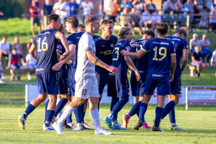 Fußball, Kärntner Liga, ASKÖ Köttmannsdorf - ATUS Velden am 18.08.2024 in Köttmannsdorf (Sportplatz), Austria, (Photo by Ernst Krawagner sport-fan.at)