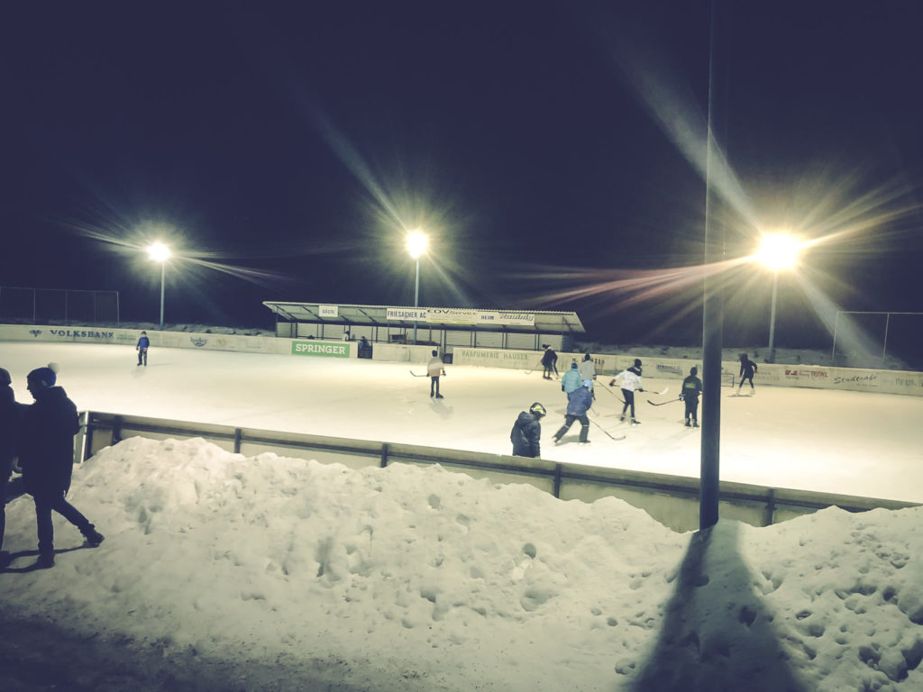 Unfassbar! Friesach setzt Eishockeyverein vor die Tür! 1 Der Friesacher AC steht ohne Eisfläche da