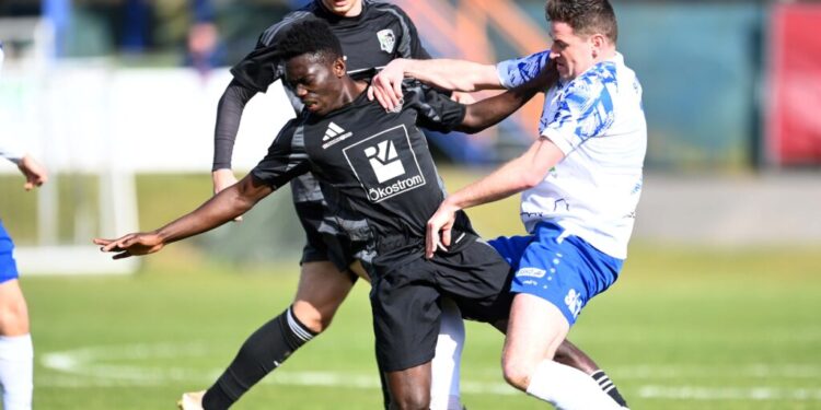 Glaskugel | Tabelle Regionalliga Süd und Kärntner Liga 1 Karamoko (WAC Amateure) gegen SK Treibach Regionalliga Mitte 2024/25 Foto: SK Treibach