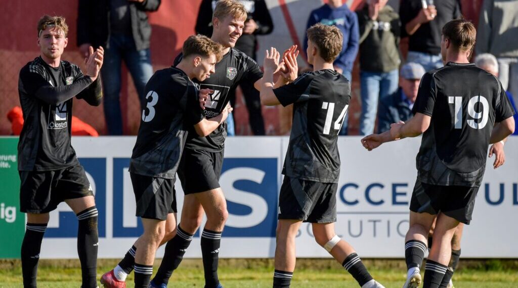 Trainer weg, Topspiel da: Oedt taumelt ins Duell gegen die Jungwölfe 1 WAC Amateure vs. ASKÖ Oedt Foto: Gerhard Pulsinger