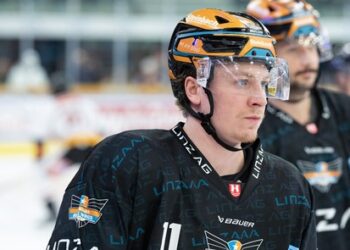 Brodi Stuart _ Black Wings Linz