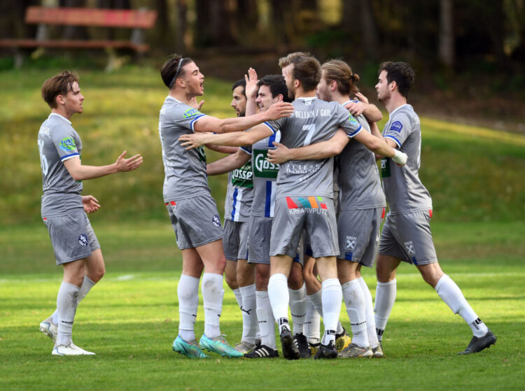 Fussball, 2023- CUP, Ferlach rot - Dellach G grau im Bild: Dellach G Torjubel PhotoCredit: Hermann Sobe