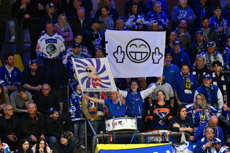 EC VSV News Foto Bernd Stefan