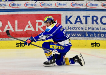 Adam Helewka EC VSV, EC IDM Wärmepumpen VSV vs. HC TIWAG Innsbruck - Die Haie Photo by Bernd Stefan
