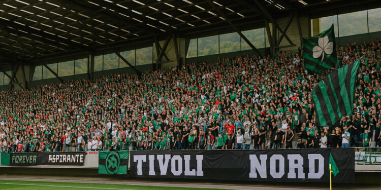 Regionalliga West | Tradition on fire: Wacker dominiert Rasen & Ränge 1 FC Wacker Innsbruck - Regionalliga West