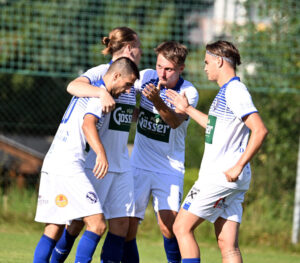Fussball, 2023-08-19, LIGA, Landskron grün - ATSV Wolfsberg rot im Bild: Dellach G Torjubel links Samir Nuhanovic PhotoCredit: Hermann Sobe