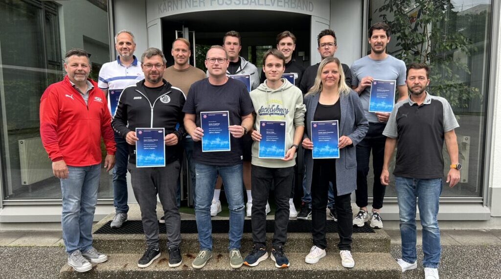 53 erfolgreiche Trainerprüfungen im Kärntner Fußballverband 1 Trainerprüfungen im Kärntner Fußballverband