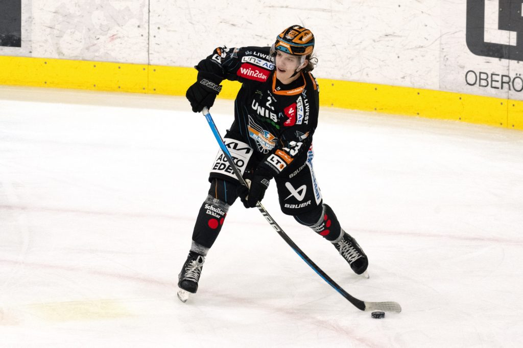 Black Wings Linz – Profivertrag für Patrick Söllinger