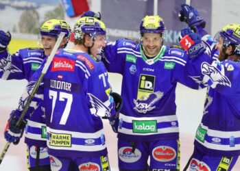 Johnny Hughes schoss den VSV mit einem “Doppelpack” zum Derbysieg!