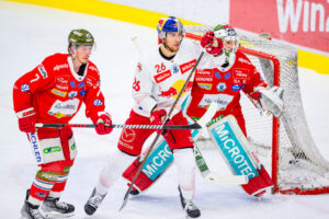 SALZBURG,AUSTRIA,18.APR.23 - ICE HOCKEY - ICE Hockey League, play off final, EC Red Bull Salzburg vs HCB Suedtirol. Image shows Ryan Culkin (Bozen), Peter Hochkofler (EC RBS) and Sam Harvey (Bozen). Photo: GEPA pictures/ Gintare Karpaviciute - For editorial use only. Image is free of charge.