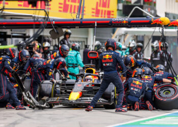 BUDAPEST, HUNGARY - JULY 31: Max Verstappen of Red Bull Racing and The Netherlands during the F1 Grand Prix of Hungary at Hungaroring on July 31, 2022 in Budapest, Hungary. (Photo by Peter Fox/Getty Images) // Getty Images / Red Bull Content Pool // SI202207310693 // Usage for editorial use only //