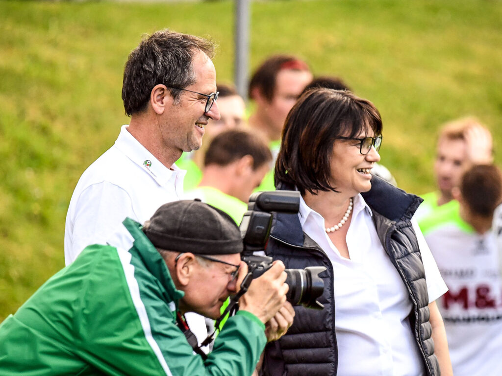 SV Feldkirchen - Vorstand und Trainer nehmen den Hut 9 SV Feldkirchen – Vorstand und Trainer nehmen den Hut