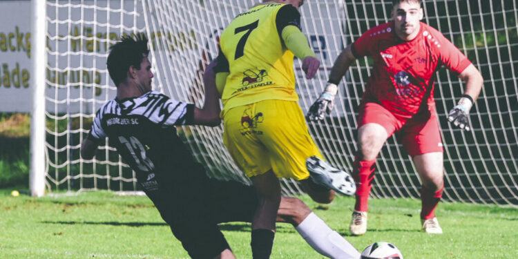 Gerüchte, Gerüchte – und ein klares Nein: Arnoldstein verteidigt Sportchef 1 SV Arnoldstein - Foto: Hermann Sobe