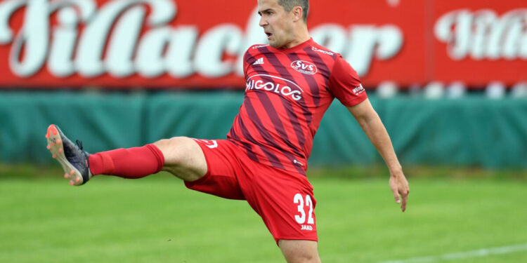 Unterliga-Ost-Hammer: Maria Saal schnappt sich Edeltechniker aus St. Jakob! 1 SV St Jakob/Ros - Marco Koller
Foto: Hermann Sobe