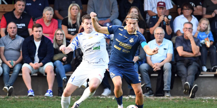 RLM | Von Voitsberg bis Velden: Zuschauer-Rekorde, Flop-Spiele und Treibachs Novak-Knaller 1 Velden Lukas Lausegger - Treibach Hanno Wachernig Photo: Hermann Sobe