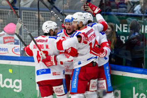 VSV verliert gegen KAC-Sport-Fan-Austria-Bernd-Stefan