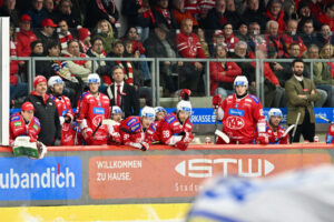 Kirk Furey und David Fischer - EC KAC Foto: Bernd Stefan