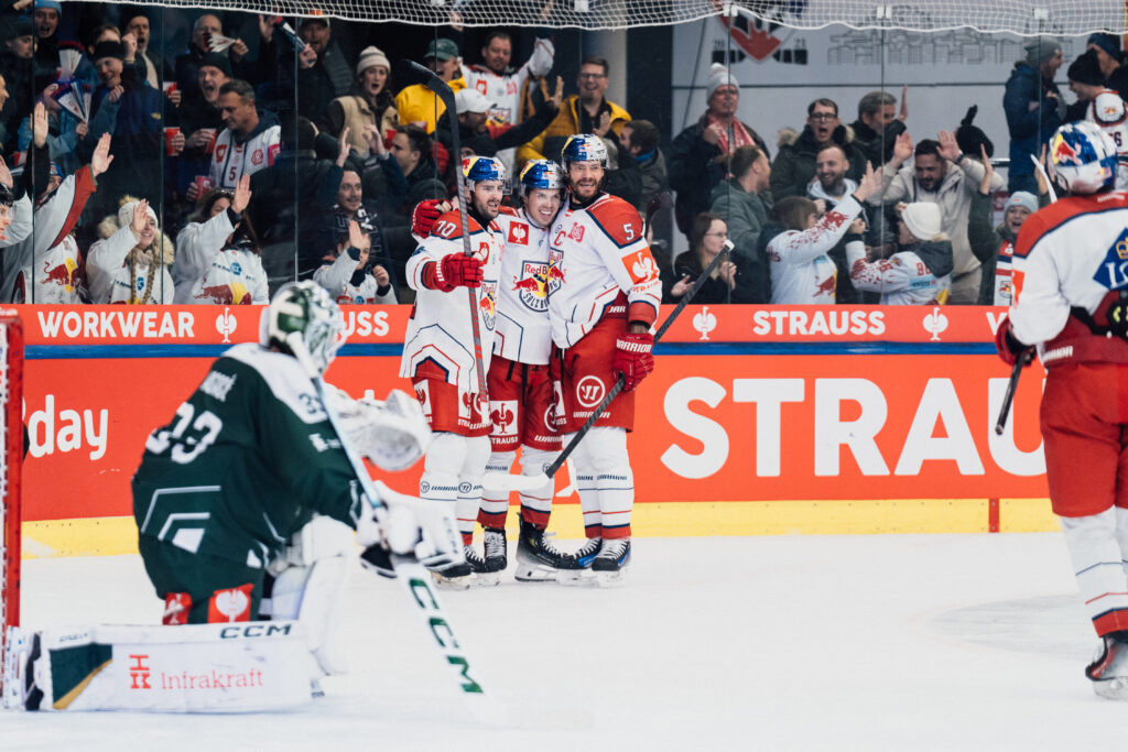 SALZBURG, AUSTRIA - DECEMBER 03: Benjamin Nissner, Scott Kosmachuk, Thomas Raffl of EC Red Bull Salzburg during the champions hockey league quarter final match EC Red Bull Salzburg vs. Faerjestad Karlstad on December 03, 2024 in Salzburg, Austria. 
Photo by Manuel Mackinger - EC Red Bull Salzburg